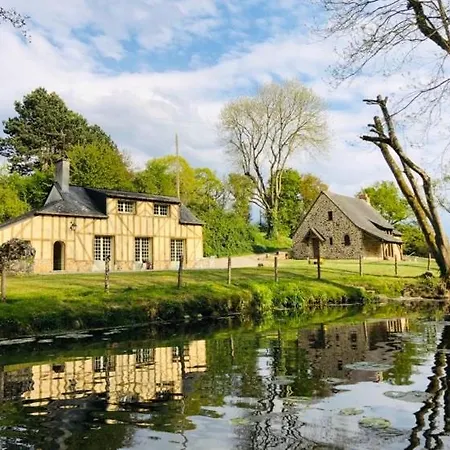 D'hote De Charme Dans Maison Independante Bed & Breakfast Preaux (Mayenne)
